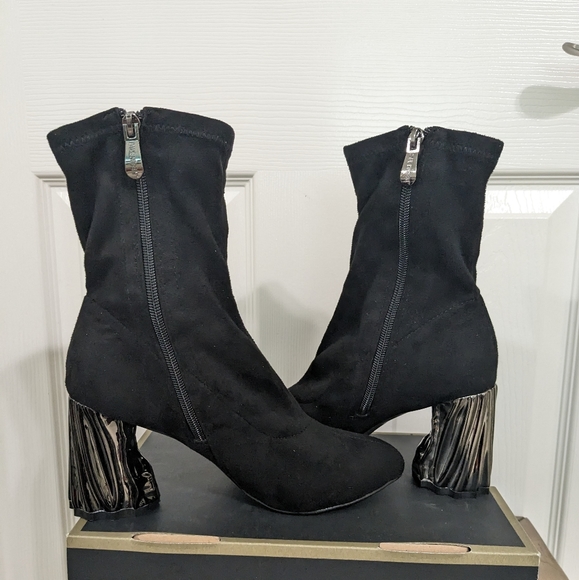 CAPE ROBBIN Black Velvet Boots W/ Silver Heels (Never Worn) - Picture 2 of 4